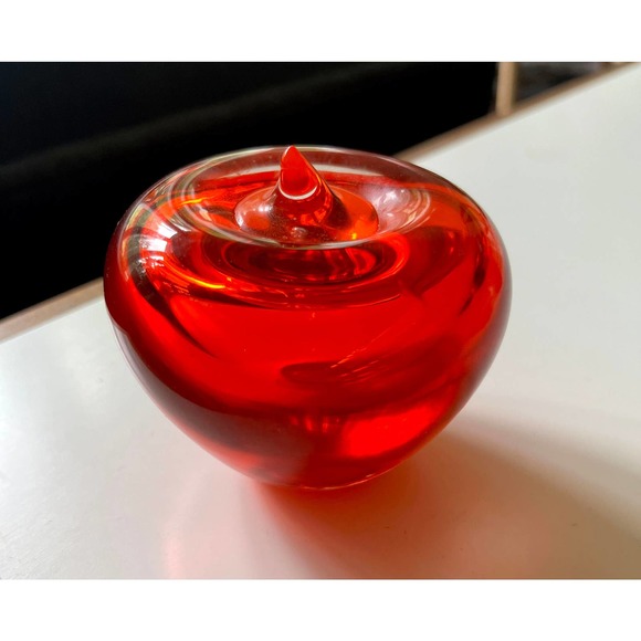 Red Glass Apple Paper Weight - Picture 4 of 8